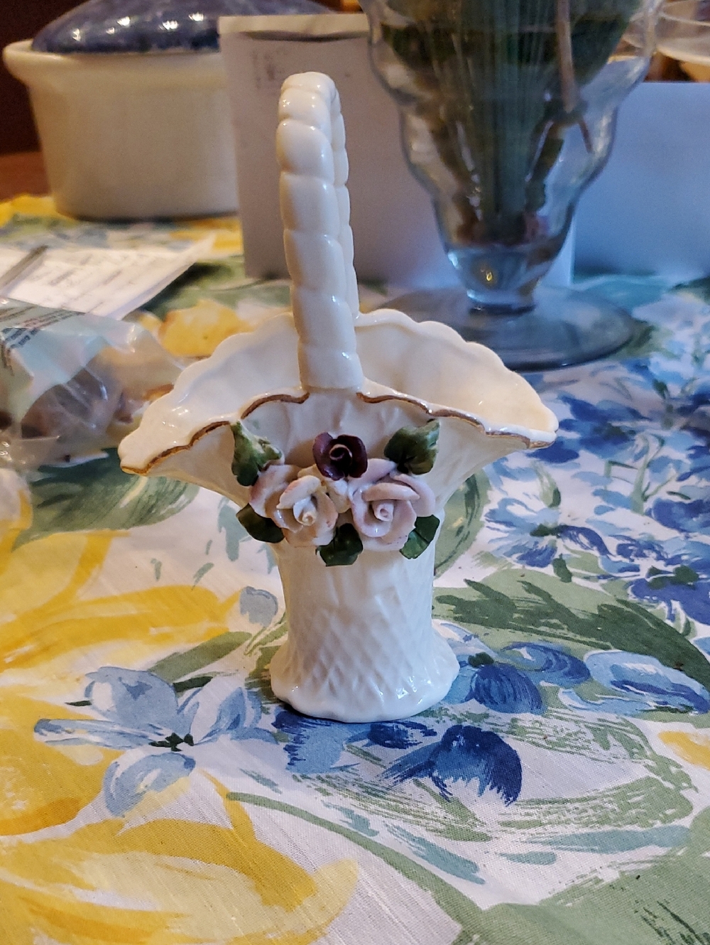 White Ceramic Floral Basket Décor with Pink Rose Accents